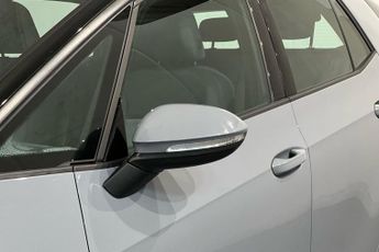 VOLKSWAGEN ID.3 Pro Performance 58kWh Life Hatchback 5dr Electric Auto (204 ps) 