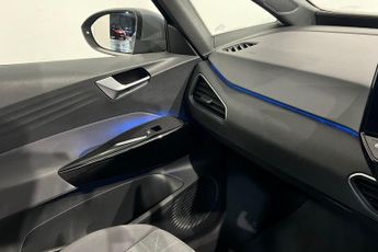 VOLKSWAGEN ID.3 Pro Performance 58kWh Life Hatchback 5dr Electric Auto (204 ps) 
