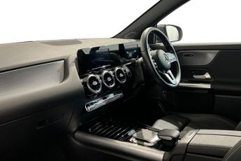 MERCEDES-BENZ GLA CLASS 1.3 GLA200 Sport SUV 5dr Petrol 7G-DCT Euro 6 (s/s) (163 ps) Rev