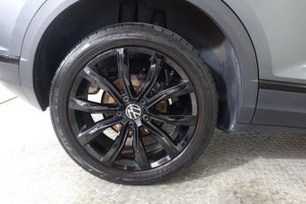 VOLKSWAGEN T-ROC 1.5 TSI EVO Black Edition DSG Euro 6 (s/s) 5dr