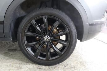 VOLKSWAGEN T-ROC 1.5 TSI EVO Black Edition DSG Euro 6 (s/s) 5dr
