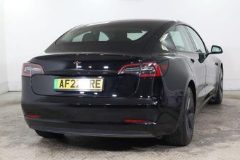 TESLA Model 3 Standard Range Plus Auto RWD 4dr