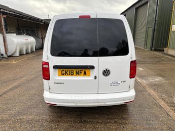 VOLKSWAGEN CADDY 2.0 TDI C20 BlueMotion Tech Highline Panel Van 5dr Diesel DSG SW