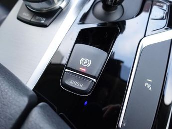 BMW 5 SERIES 2.0 520i GPF SE Saloon 4dr Petrol Auto Euro 6 (s/s) (184 ps)