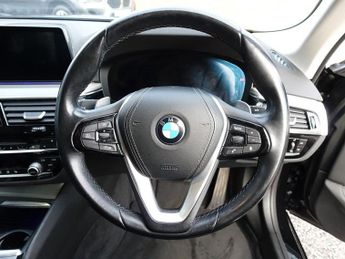 BMW 5 SERIES 2.0 520i GPF SE Saloon 4dr Petrol Auto Euro 6 (s/s) (184 ps) £25