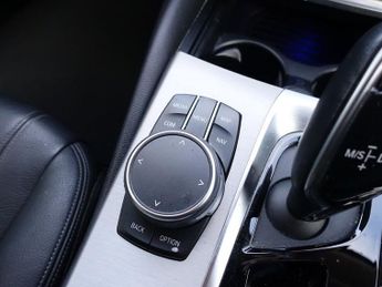 BMW 5 SERIES 2.0 520i GPF SE Saloon 4dr Petrol Auto Euro 6 (s/s) (184 ps) £25