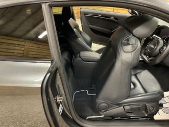 AUDI A5 1.8 TFSI Black Edition Coupe 2dr Petrol Multitronic Euro 6 (s/s)