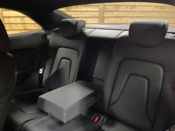 AUDI A5 1.8 TFSI Black Edition Coupe 2dr Petrol Multitronic Euro 6 (s/s)