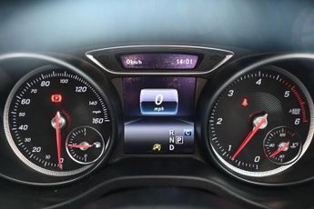 MERCEDES-BENZ CLA 2.1 CLA200d AMG Line Coupe 4dr Diesel 7G-DCT Euro 6 (s/s) (136 p