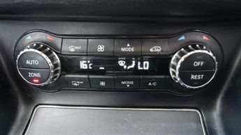 MERCEDES-BENZ CLA 2.1 CLA200d AMG Line Coupe 4dr Diesel 7G-DCT Euro 6 (s/s) (136 p