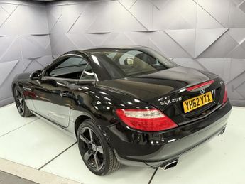 MERCEDES-BENZ SLK 2.1 SLK250 CDI BlueEfficiency Convertible 2dr Diesel G-Tronic+ E