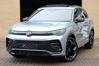 Volkswagen Tiguan 1.5 ETSI R-LINE DSG