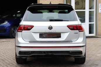 VOLKSWAGEN TIGUAN 2.0 TDI R-LINE 4MOTION