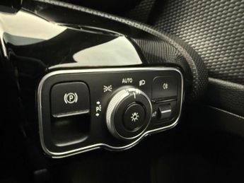 MERCEDES-BENZ A-CLASS 2.0 A200d Sport Hatchback 5dr Diesel 8G-DCT Euro 6 (s/s) (150 ps