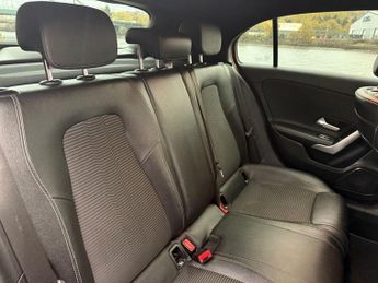MERCEDES-BENZ A-CLASS 2.0 A200d Sport Hatchback 5dr Diesel 8G-DCT Euro 6 (s/s) (150 ps