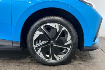 MG MG 4 64kWh SE Long Range Hatchback 5dr Electric Auto (203 ps) Adaptiv