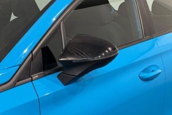 MG MG 4 64kWh SE Long Range Hatchback 5dr Electric Auto (203 ps) Adaptiv