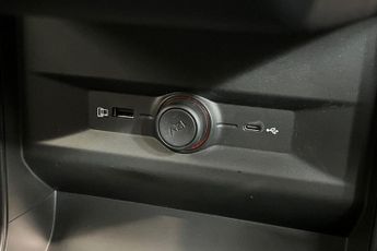 MG MG 4 64kWh SE Long Range Hatchback 5dr Electric Auto (203 ps) Adaptiv