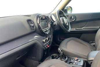MINI COUNTRYMAN 1.5 Cooper Classic SUV 5dr Petrol Steptronic Euro 6 (s/s) (136 p