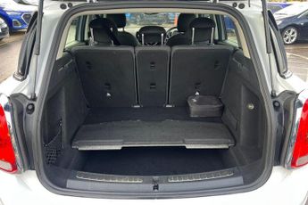 MINI COUNTRYMAN 1.5 Cooper Classic SUV 5dr Petrol Steptronic Euro 6 (s/s) (136 p