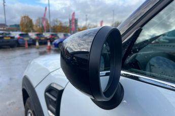 MINI COUNTRYMAN 1.5 Cooper Classic SUV 5dr Petrol Steptronic Euro 6 (s/s) (136 p