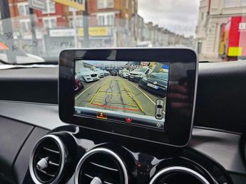 MERCEDES-BENZ C-CLASS AUTOMATIC 2.0 C350e 6.4kWh Sport (Premium) Saloon 4dr Petrol Plu