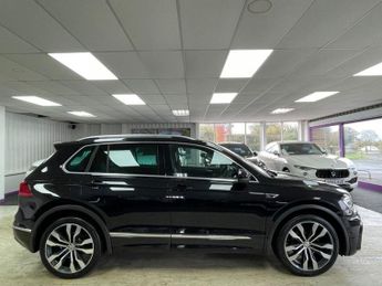 VOLKSWAGEN TIGUAN 2.0 TDI R-Line Tech SUV 5dr Diesel Manual Euro 6 (s/s) (150 ps)