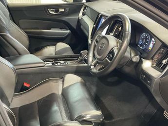 VOLVO XC60 2.0 D4 R-Design SUV 5dr Diesel Auto Euro 6 (s/s) (190 ps)