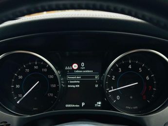 JAGUAR F-PACE 2.0 P250i Portfolio SUV 5dr Petrol Auto AWD Euro 6 (s/s) (250 ps