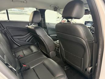 MERCEDES-BENZ A-CLASS 2.1 A200d Sport Hatchback 5dr Diesel 7G-DCT Euro 6 (s/s) (136 ps