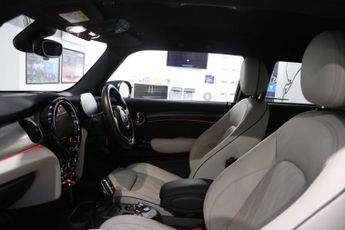 MINI HATCH 2.0 John Cooper Works Hatchback 3dr Petrol Steptronic Euro 6 (s/