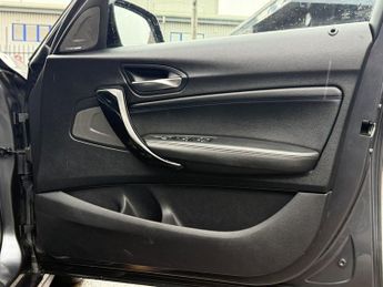 BMW 1 SERIES 1.5 118i GPF M Sport Shadow Edition Hatchback 5dr Petrol Auto Eu