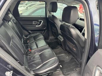 LAND ROVER DISCOVERY SPORT 2.0 TD4 HSE SUV 5dr Diesel Auto 4WD Euro 6 (s/s) (180 ps)