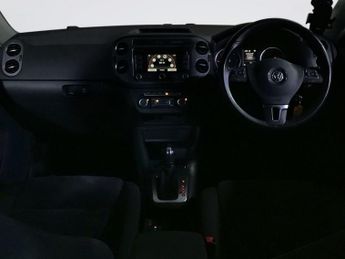 VOLKSWAGEN TIGUAN 2.0 TDI BlueMotion Tech Match SUV 5dr Diesel DSG 4WD Euro 5 (s/s
