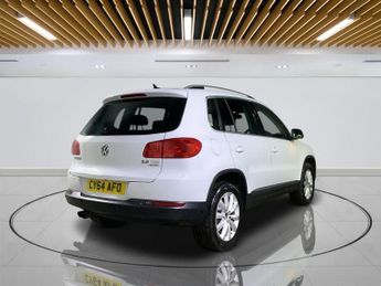 VOLKSWAGEN TIGUAN 2.0 TDI BlueMotion Tech Match SUV 5dr Diesel DSG 4WD Euro 5 (s/s