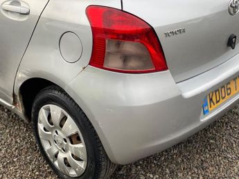 TOYOTA YARIS 1.3 VVT-i T3 5dr