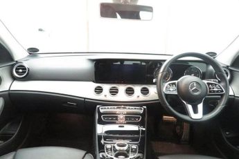MERCEDES-BENZ E-CLASS 2.0 E220d SE Saloon 4dr Diesel G-Tronic+ Euro 6 (s/s) (194 ps)