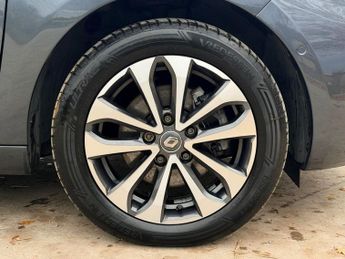 RENAULT ZOE R135 EV50 52kWh GT Line Hatchback 5dr Electric Auto (Rapid Charg