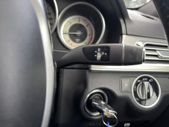 MERCEDES-BENZ E-CLASS 2.1 E250 CDI AMG Night Edition Saloon 4dr Diesel G-Tronic+ Euro 