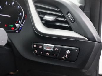 BMW 1 SERIES 1.5 118i M Sport Hatchback 5dr Petrol DCT Euro 6 (s/s) (140 ps)