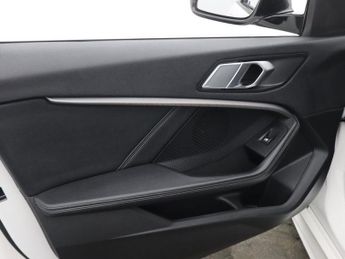 BMW 1 SERIES 1.5 118i M Sport Hatchback 5dr Petrol DCT Euro 6 (s/s) (140 ps)