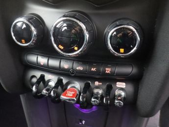 MINI HATCH 1.5 Cooper Hatchback 5dr Petrol Steptronic Euro 6 (s/s) (136 ps)