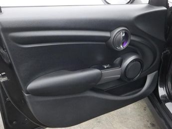 MINI HATCH 1.5 Cooper Hatchback 5dr Petrol Steptronic Euro 6 (s/s) (136 ps)