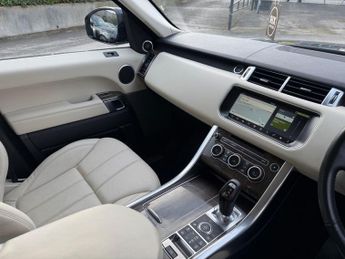 LAND ROVER RANGE ROVER SPORT 3.0 SD V6 HSE SUV 5dr Diesel Auto 4WD Euro 6-1 OWNER-FINISHED IN