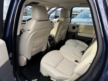 LAND ROVER RANGE ROVER SPORT 3.0 SD V6 HSE SUV 5dr Diesel Auto 4WD Euro 6-1 OWNER-FINISHED IN