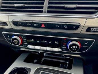 AUDI Q7 3.0 TDI V6 S line SUV 5dr Diesel Tiptronic quattro Euro 6 (s/s) 