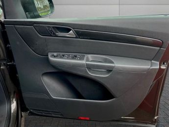 SEAT ALHAMBRA 2.0 TDI SE Lux MPV 5dr Diesel DSG Euro 6 (s/s) (184 ps)