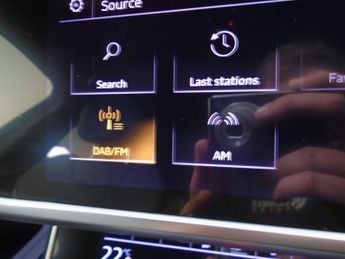 AUDI A6 AVANT 2.0 TDI 40 S line Estate 5dr Diesel S Tronic Euro 6 (s/s) (204 p