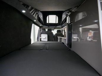 VOLKSWAGEN TRANSPORTER 2.0 TDI T30 BlueMotion Tech Highline Panel Van 5dr Diesel DSG FW