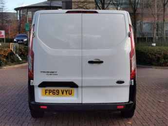 FORD TRANSIT CUSTOM 2.0 300 EcoBlue Leader Crew Van Double Cab 5dr Diesel Manual L1 